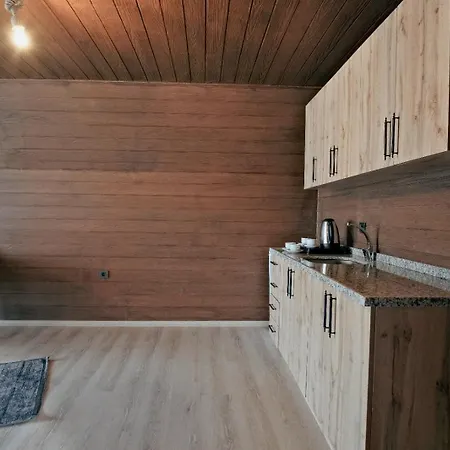 Hütte/Bungalow Ganita Travel