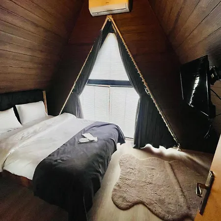 Hütte/Bungalow Ganita Travel *