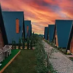 Ganita Tatil Koeyue *