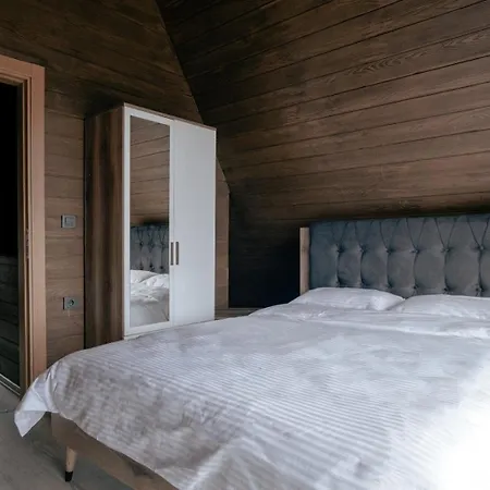 Ganita Travel Hotel